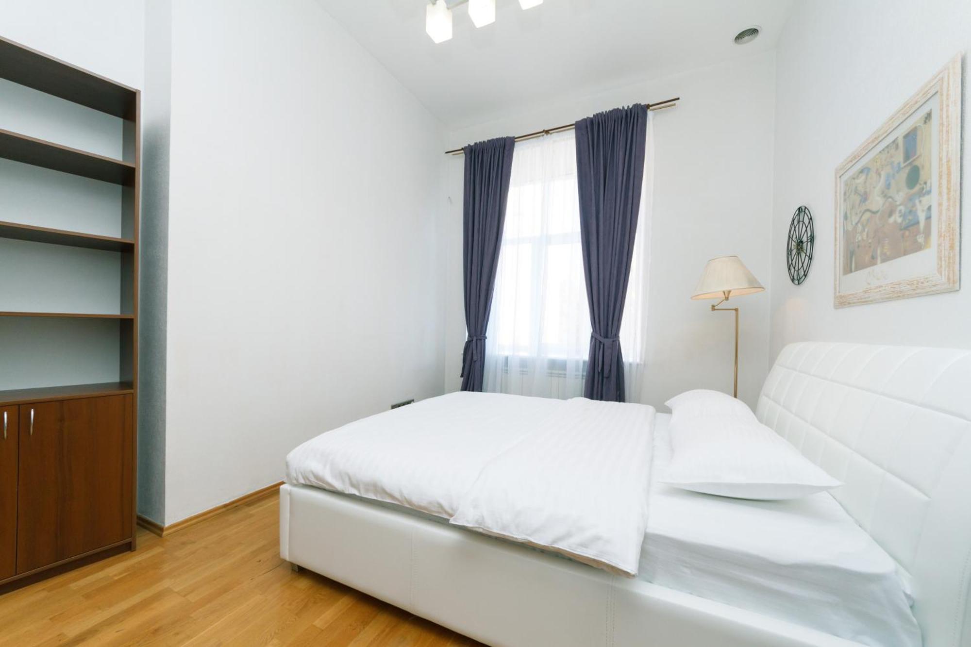 Апартаменты Lux Near Maidan, Khreschutyk 3Br Киев Экстерьер фото