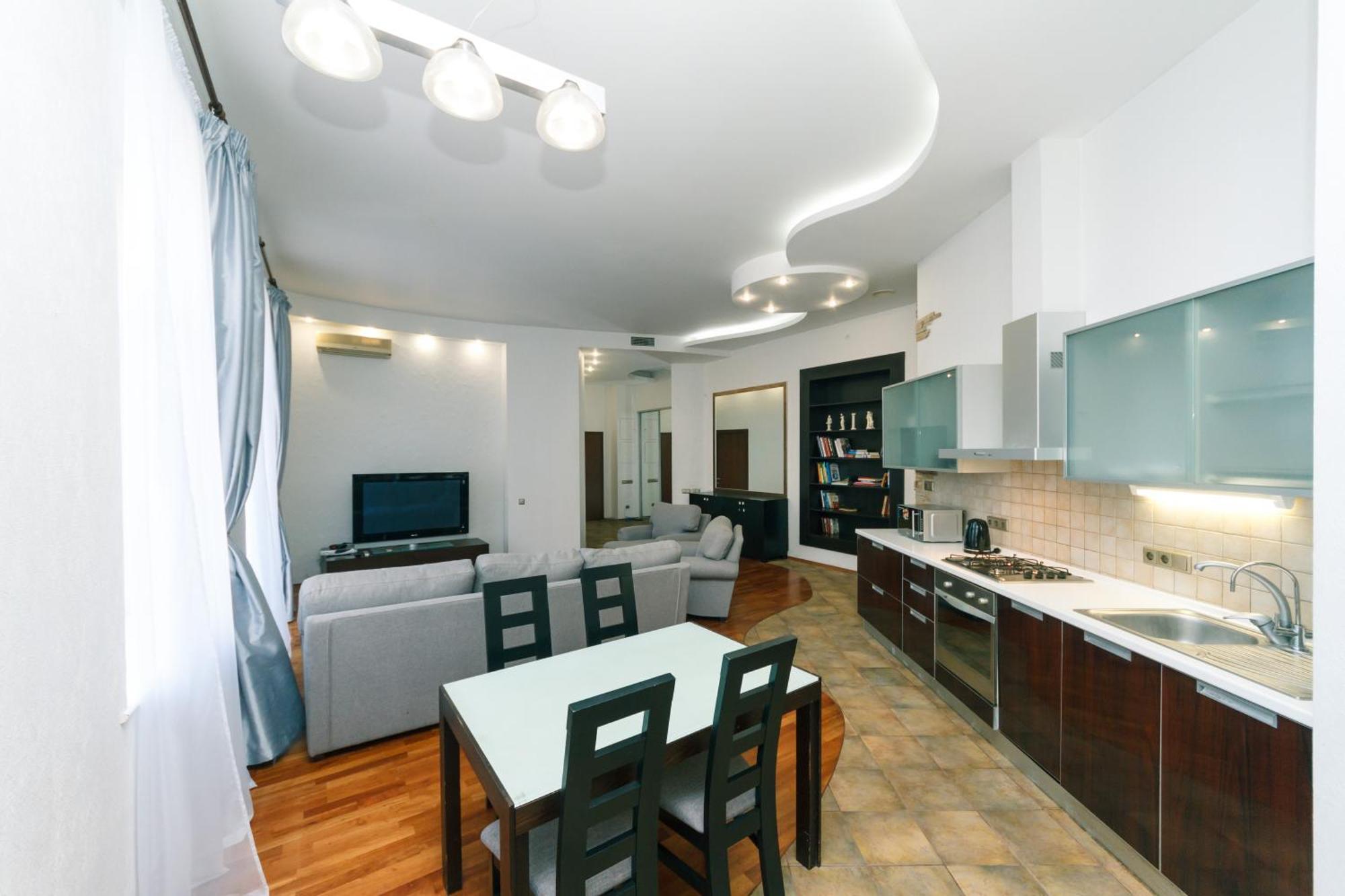 Апартаменты Lux Near Maidan, Khreschutyk 3Br Киев Экстерьер фото