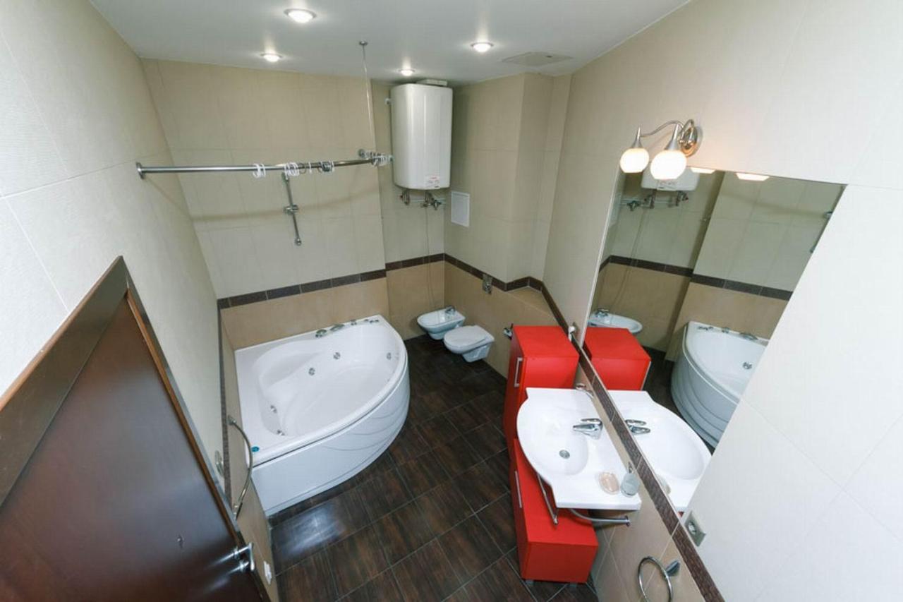 Апартаменты Lux Near Maidan, Khreschutyk 3Br Киев Экстерьер фото