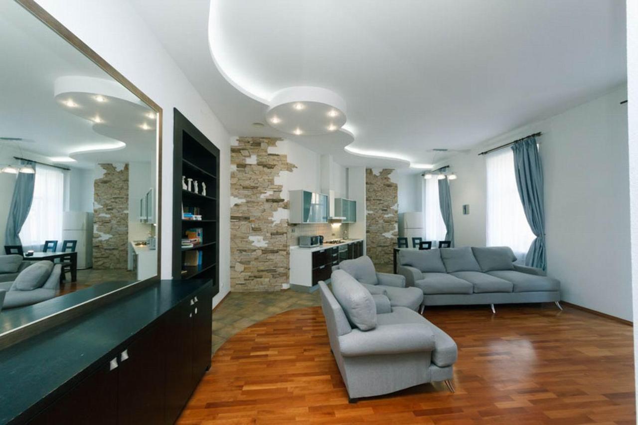 Апартаменты Lux Near Maidan, Khreschutyk 3Br Киев Экстерьер фото